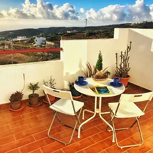 casa-abuela-mina-lomo-de-arico.tenerifehoteles.net/